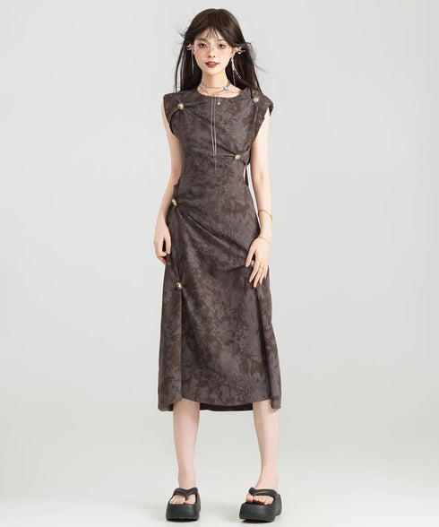 Shadow Pinch Dress